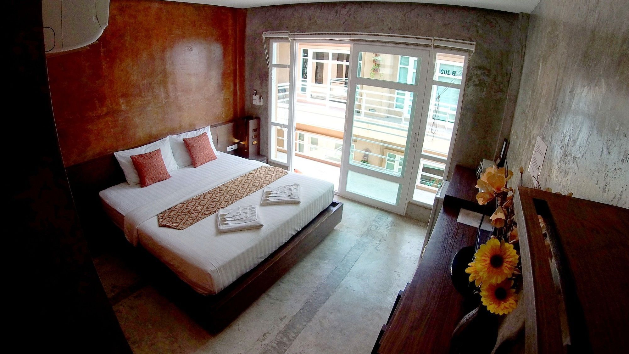 Silver Sands Beach Resort Ko Tao Buitenkant foto