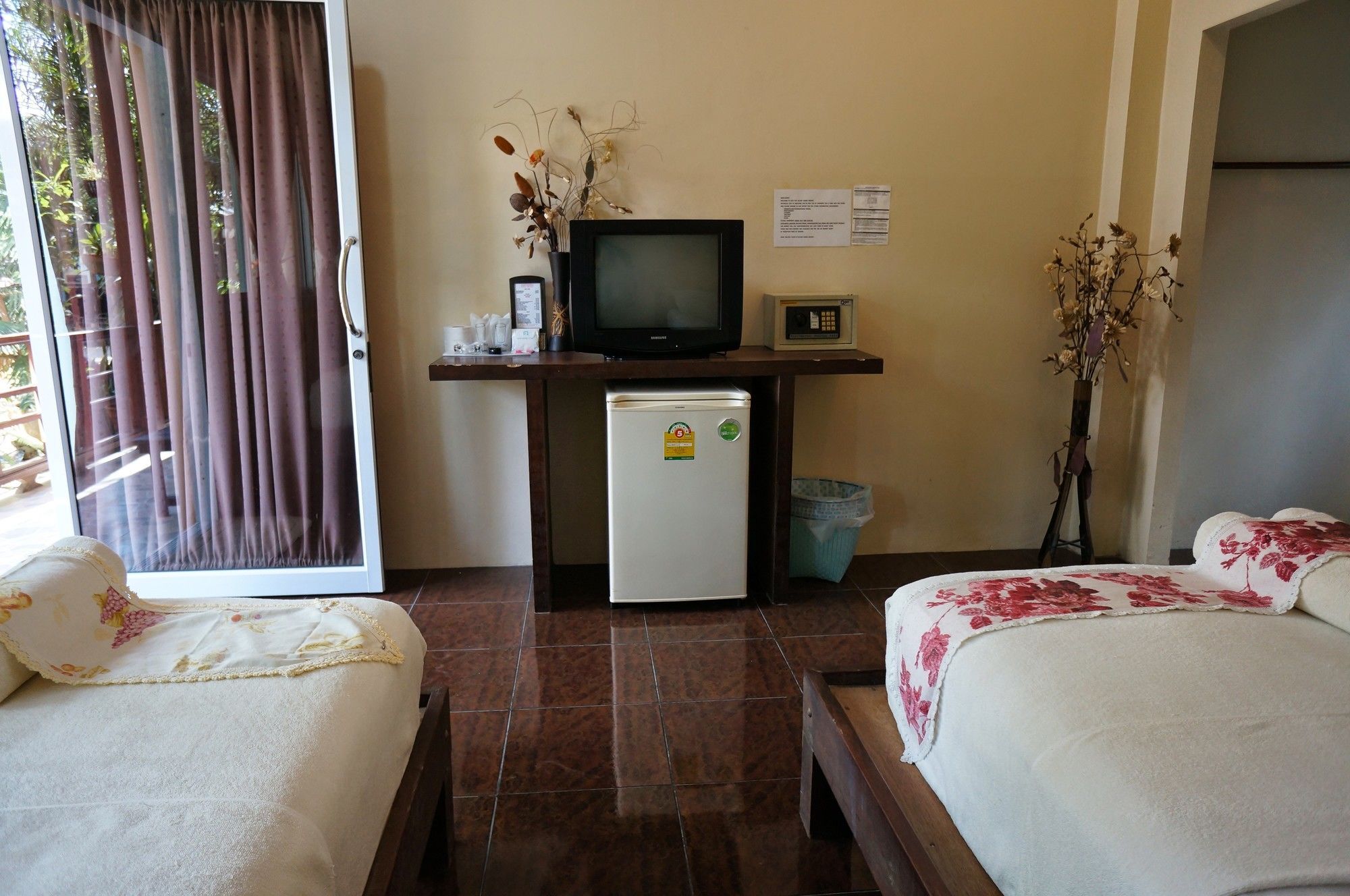 Silver Sands Beach Resort Ko Tao Buitenkant foto